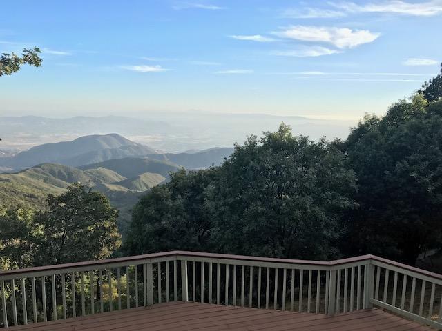 Skyforest Inn Екстер'єр фото